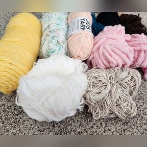 Colorful Mixed Yarn Bundle